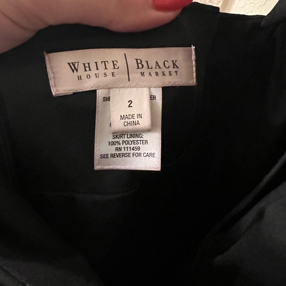 White House | Black Market knee length LBD - Picture 2 of 2